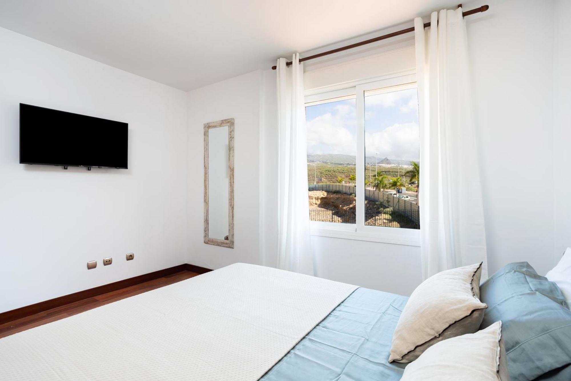 Classbnb - Exclusive Villa With Private Pool 1 Kilometer From Los Cristianos Beach Eksteriør billede